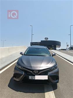 تۆیۆتا کامری